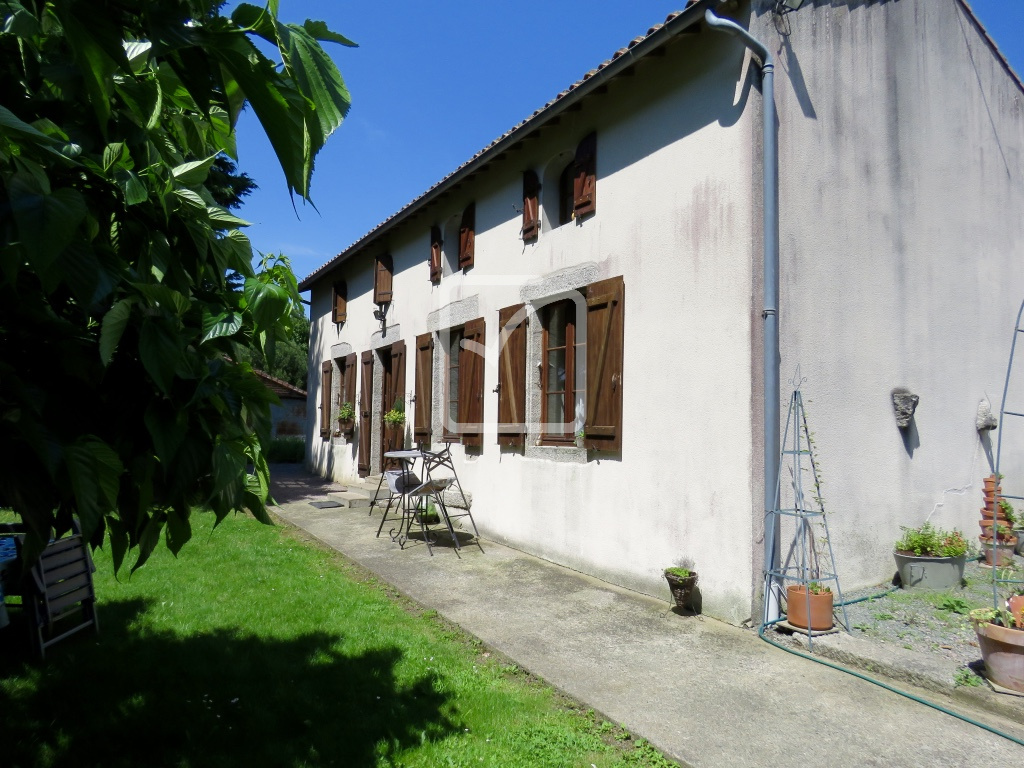 vente SECTEUR LA CHAPELLE SAINT LAURENT