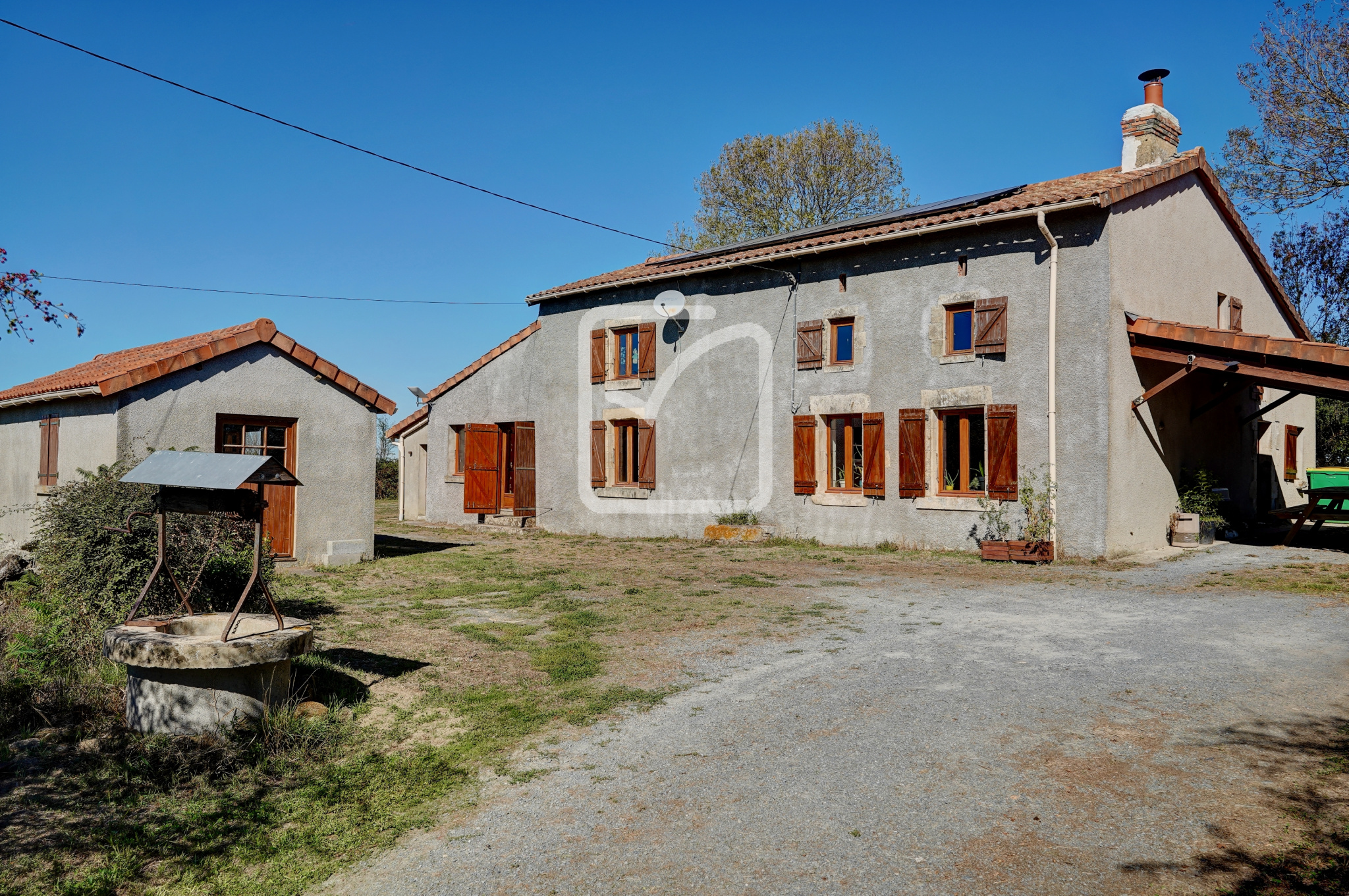 Maison à vendre à Le busseau, 170 m², 6 pièces – photo 1 sur 30