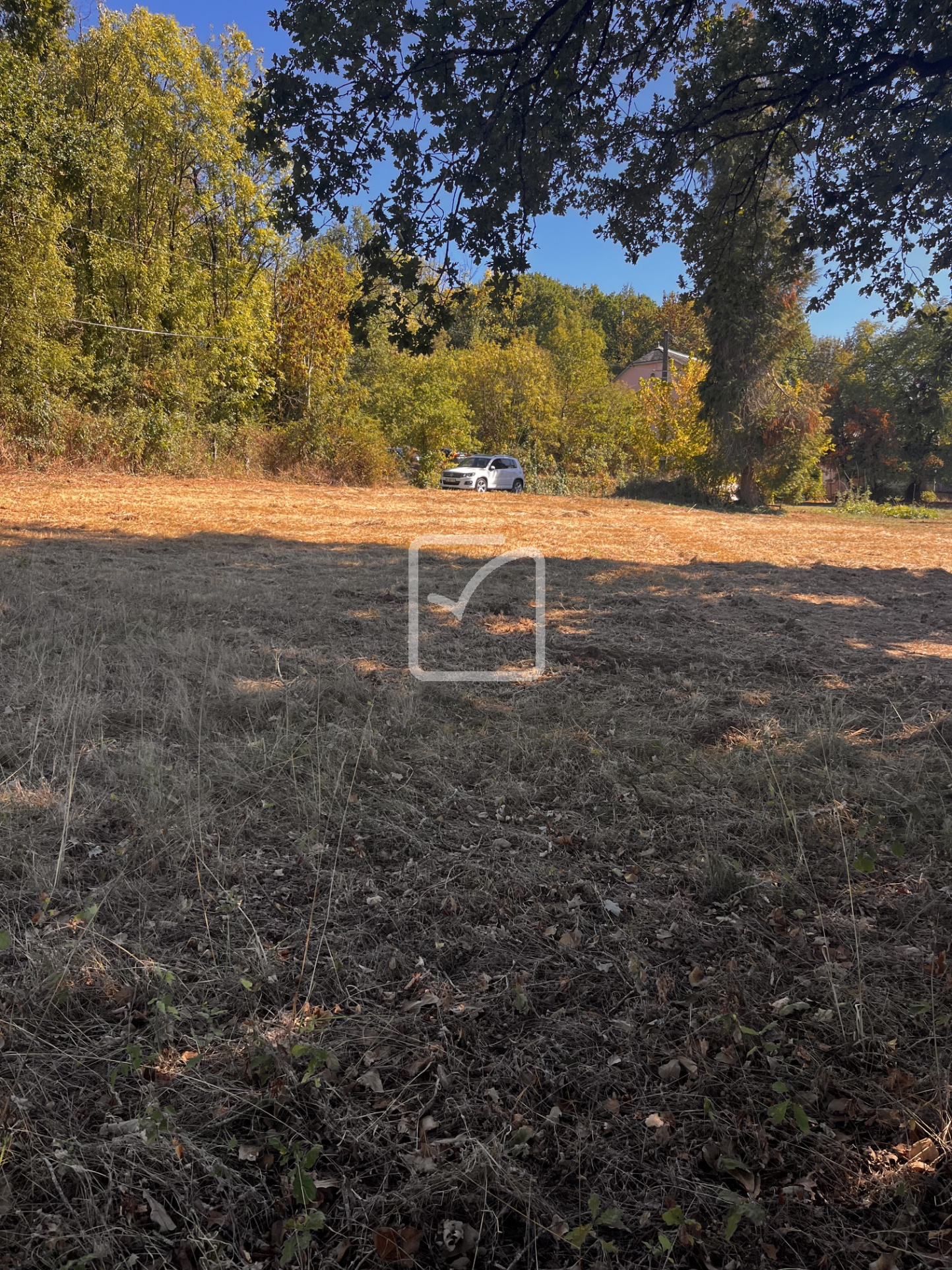 Terrain constructible à vendre à Objat, 1 651 m² – photo 3 sur 4
