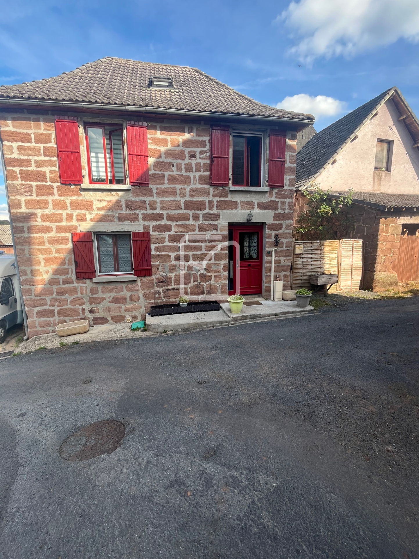 Maison à vendre à St aulaire, 150 m², 6 pièces – photo 1 sur 14