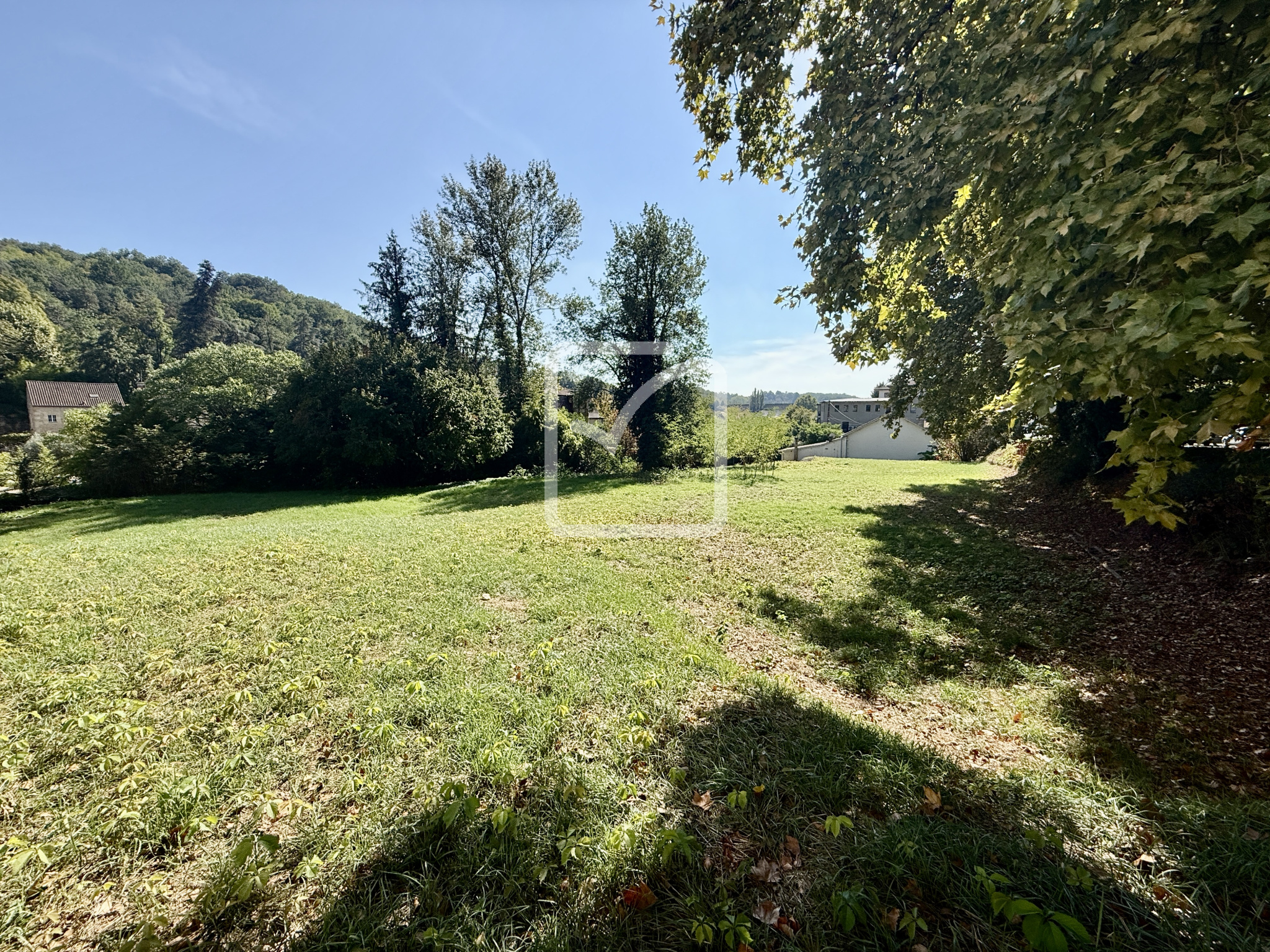Terrain industriel à vendre à Sarlat la caneda, 2 860 m² – photo 1 sur 2