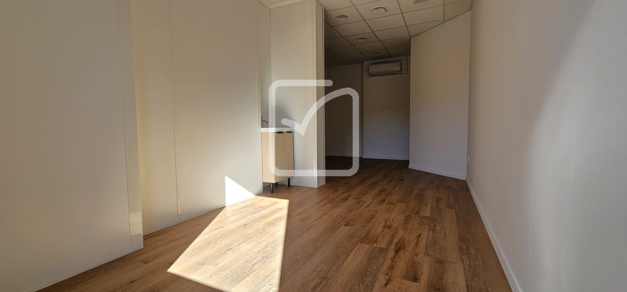 Bureau à louer à Baisieux, 16 m² – photo 2 sur 3