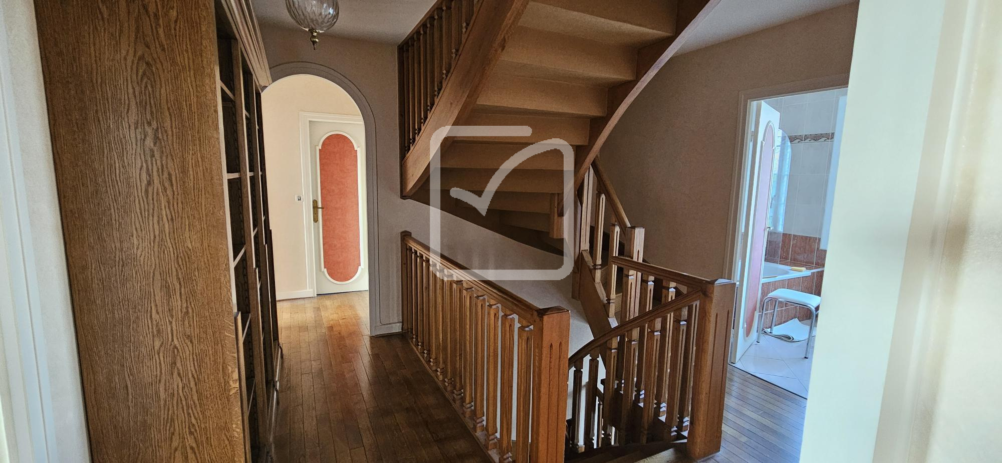 Maison à vendre à Brive la gaillarde, 175 m², 7 pièces – photo 3 sur 9